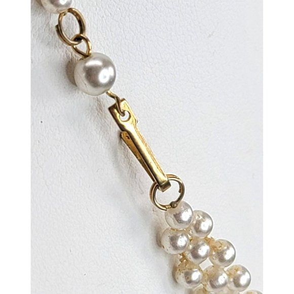 Beaded Necklace Gold Tone and Faux Pearl Vintage White Cream 17" DH776 - Picture 4 of 5